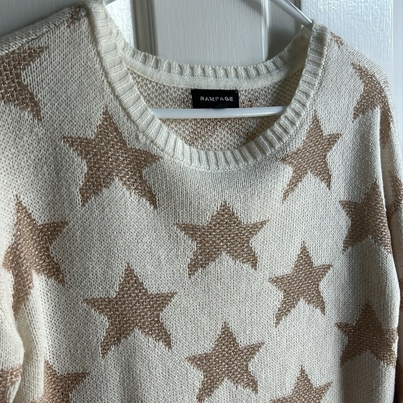 Rampage Sweater Knit Top Women Medium Long Sleeve with Champagne Shimmer Stars - Picture 4 of 8